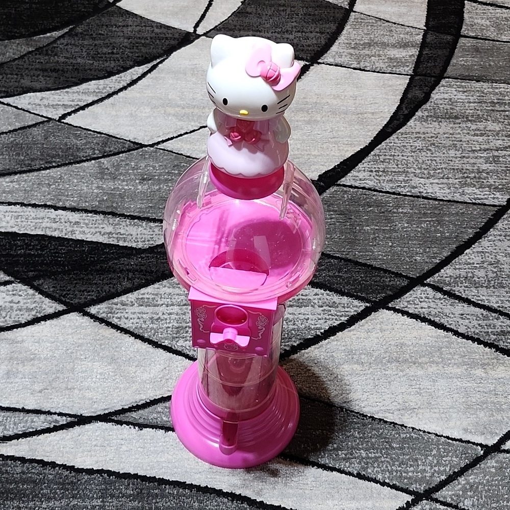 HELLO KITTY SANRIO 1976-2012 SPIN & DROP SPIRAL TALL GUMBALL DISPLAY DIS…